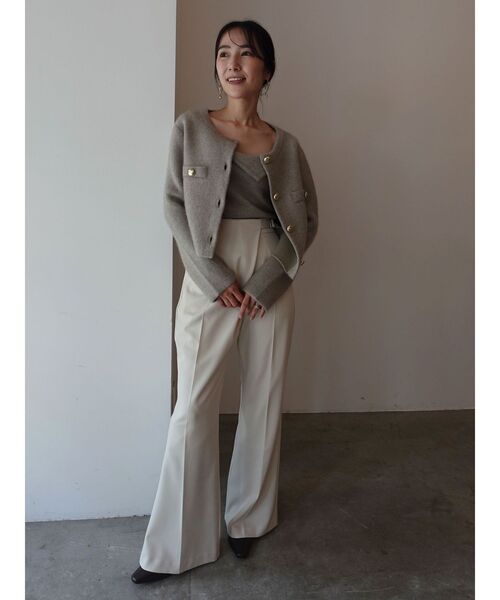 LAGUNAMOON（ラグナムーン）の「ウエストアシンメトリーセミフレアパンツ（その他パンツ・レディース・チャコールグレー/アイボリー・SMALL/MEDIUM）」の7枚目の写真