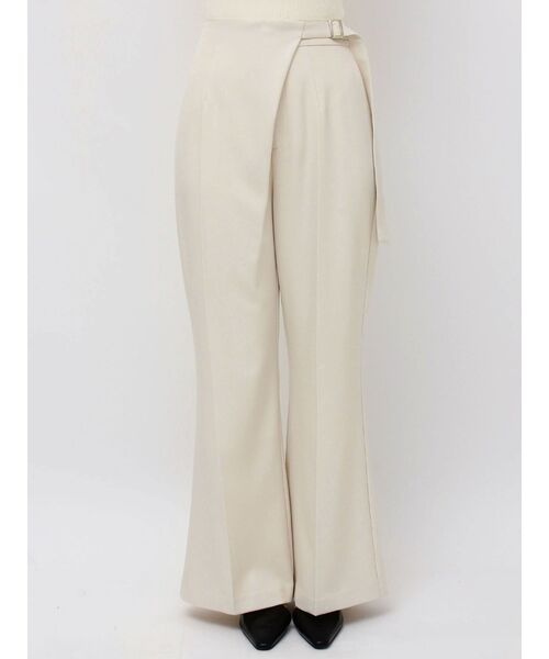 LAGUNAMOON（ラグナムーン）の「ウエストアシンメトリーセミフレアパンツ（その他パンツ・レディース・チャコールグレー/アイボリー・SMALL/MEDIUM）」の11枚目の写真