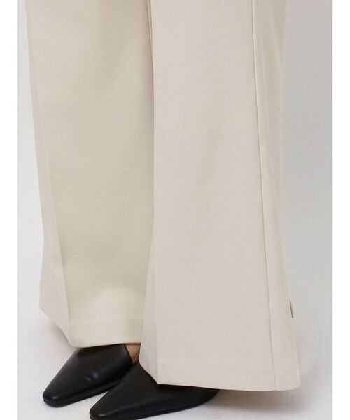 LAGUNAMOON（ラグナムーン）の「ウエストアシンメトリーセミフレアパンツ（その他パンツ・レディース・チャコールグレー/アイボリー・SMALL/MEDIUM）」の16枚目の写真