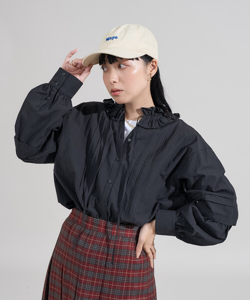 FREAK'S STORE(フリークスストア)の「ヴィンテージライク ダブルフリルブラウス/デニムフリルブラウス(シャツ/ブラウス・レディース・オフホワイト/ブラック/ネイビー・フリ-)」の2枚目の写真