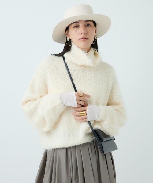 Chaos（カオス）の「Chaos(カオス)/シルファータートルニット（ニット/セーター・レディース・アイボリー/ミント・FREE）」の11枚目の写真