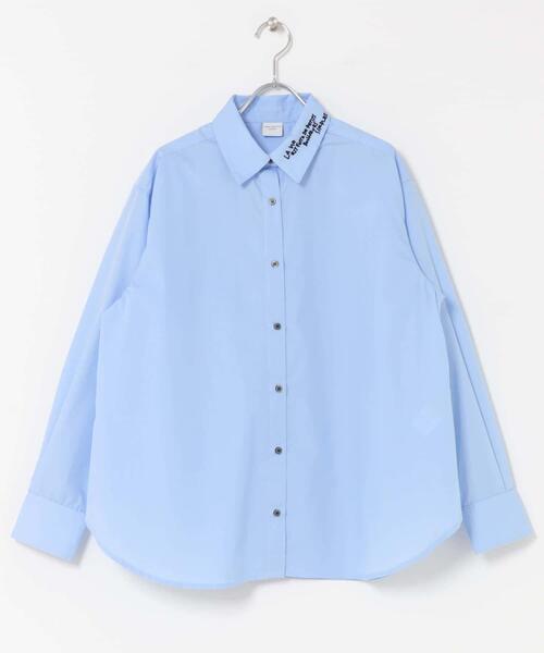 URBAN RESEARCH DOORS（アーバンリサーチドアーズ）の「衿ロゴ刺繍カラーシャツ（シャツ/ブラウス・レディース・ピンク/ブルー・MEDIUM）」の7枚目の写真