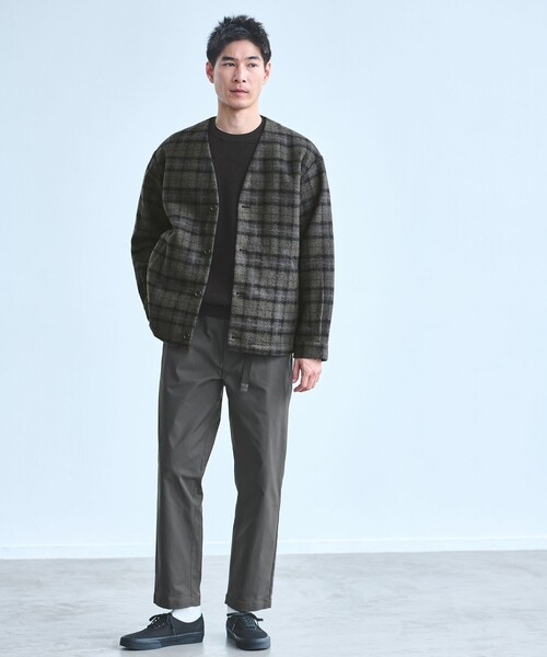 green label relaxing（グリーンレーベルリラクシング）の「【WEB限定】ポリエステル ツイル クイックベルト R2 イージーパンツ -ストレッチ-（その他パンツ・メンズ・ベージュ/オリーブ/ブラック・L/XL/S/M）」の5枚目の写真