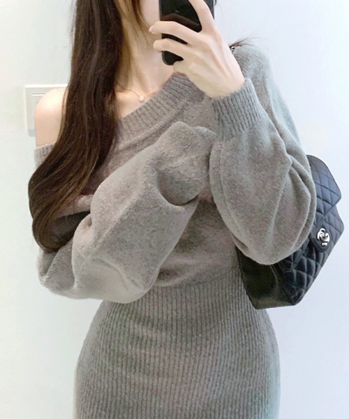 REMUR(レミュール)の「ワンショルニットミニワンピース(ワンピース・レディース・ブラック/ライトベージュ/モカ/グレー・FREE)」の12枚目の写真