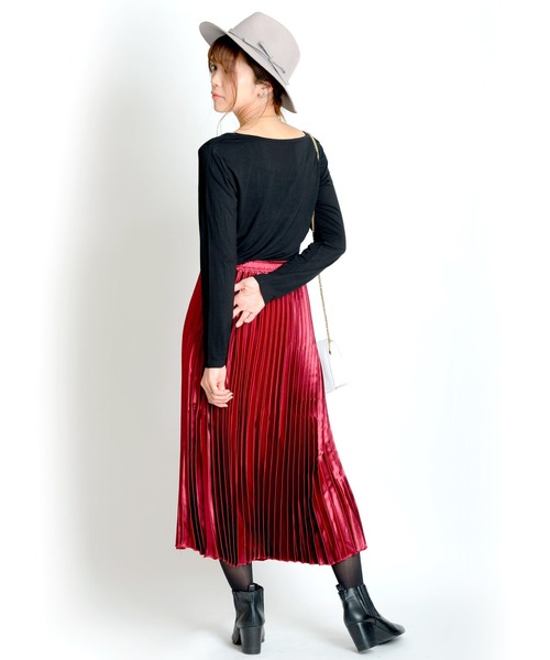 MARAI(マーライ)の「とろみボートネック 長袖Tシャツ カットソー(Tシャツ/カットソー・レディース・ブラウン/ホワイト/グレー/ブラック・XL/L)」の10枚目の写真