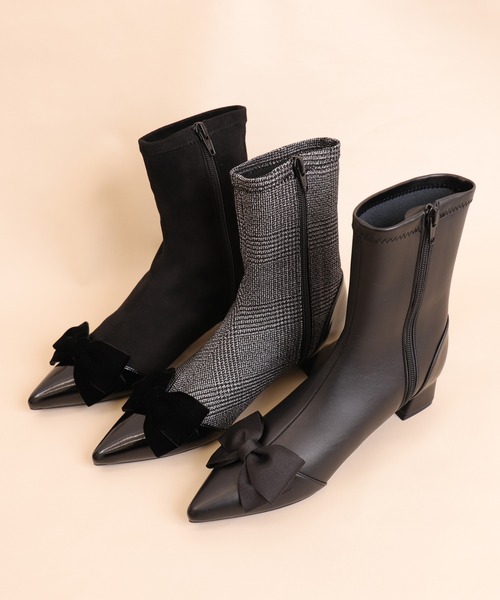 ポインテッドトゥ ビッグリボンストレッチショートブーツ（ブーツ