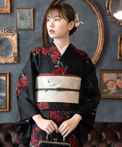 kimonomachi（キモノマチ）の「レディース 洗える着物 単品 袷着物 M/L サイズ　KIMONOMACHI オリジナル　銀木犀 白木蓮 アラベスク南天 牡丹 着物単品　小紋（着物・レディース・ラベンダー/グレイッシュベージュ/ブラック/ブラック系/キナリ/ダークブラウン/チャコールグレー/モーブ系・L/M）」の3枚目の写真