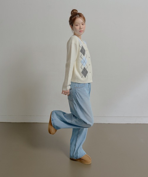 UNE MANSION（ユヌマンション）の「シェルボタンバイカラーダイヤアーガイルニットカーディガン（ニット/セーター・レディース・ネイビー/アイボリー/グレー・FREE）」の21枚目の写真