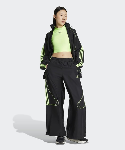 adidasナイロンジャケット　袖ロゴ　カーキ　トラックトップ　アディカラーXL adidas（ナイロンジャケット ・ グリーン・カーキ/緑色系）のフリマ