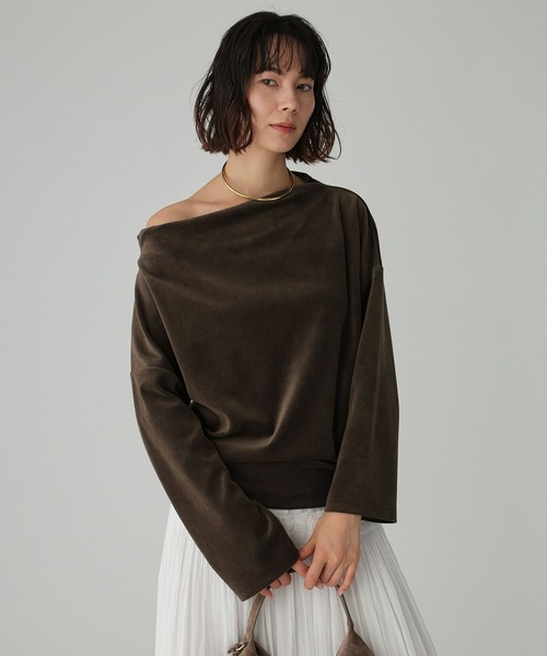 BABYLONE（バビロン）の「【洗濯可】ベロアドレーププルオーバー（Tシャツ/カットソー・レディース・ブラウン/モカ/アイボリー/ダークブルー・フリー）」の17枚目の写真