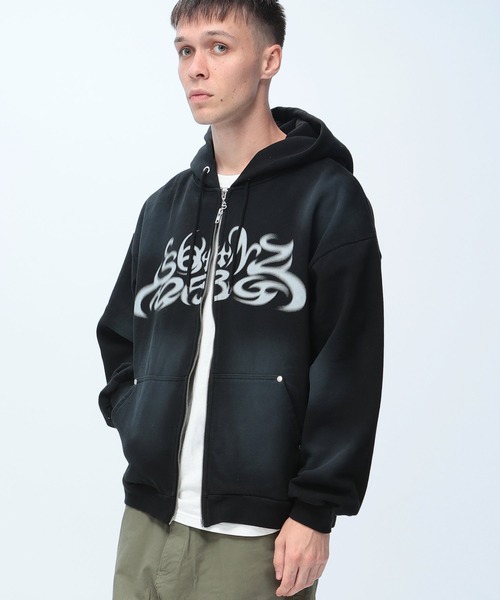 SEQUENZ（シークエンズ）の「SEQUENZ (シークエンズ) フロントプリント フルジップ パーカー メンズ レディース 綿 コットン（パーカー・メンズ・ブラック/ピンク/カモフラージュ・L/M/S）」の8枚目の写真