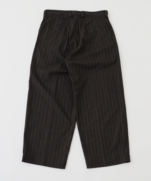 ts(s)(ティーエスエス)の「ts(s) / ティーエスエス Stripe C/W 3 Tuck Baggy Pants(スラックス・メンズ・ブラウン・2/3)」の2枚目の写真