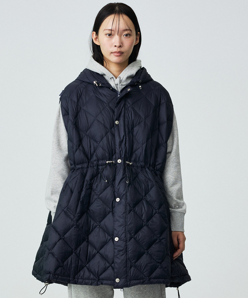 限定値下げ【新品タグ付き】TAIONダウンポンチョ 限定値下げ【新品タグ付き】TAIONダウンポンチョ 限定値下げ【新品タグ