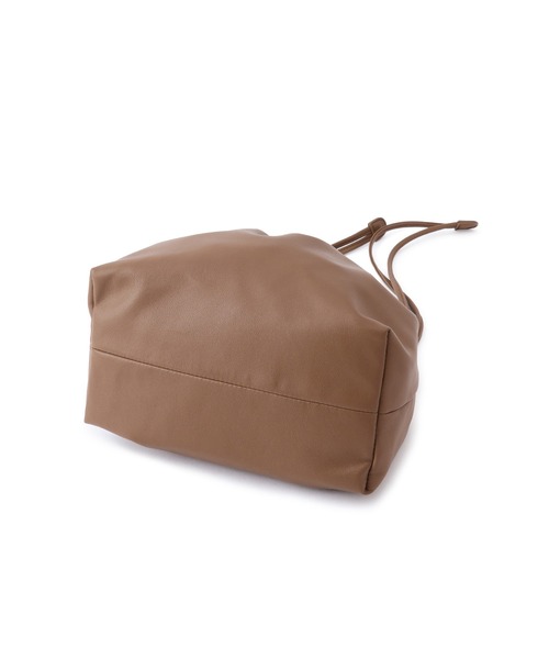 ADAM ET ROPE'（アダムエロペ）の「【WEB限定】チェーンショルダーバッグ（ショルダーバッグ・レディース・ブラック/キャメル・FREE）」の17枚目の写真