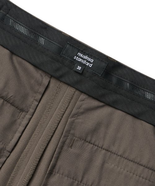 MUSINSA STANDARD（ムシンサスタンダード）の「リバースワンジョーワイド隠しバンディングスラックス[ダースティベージュ]（スラックス・メンズ・その他・40/38/42/36/26/27/28/29）」の12枚目の写真