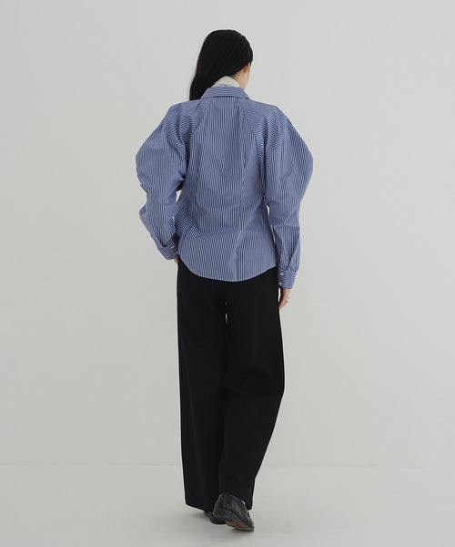 CLANE(クラネ)の「VOLUME SLEEVE SHIRTS(シャツ/ブラウス・レディース・ホワイト/ストライプ・2/1)」の13枚目の写真