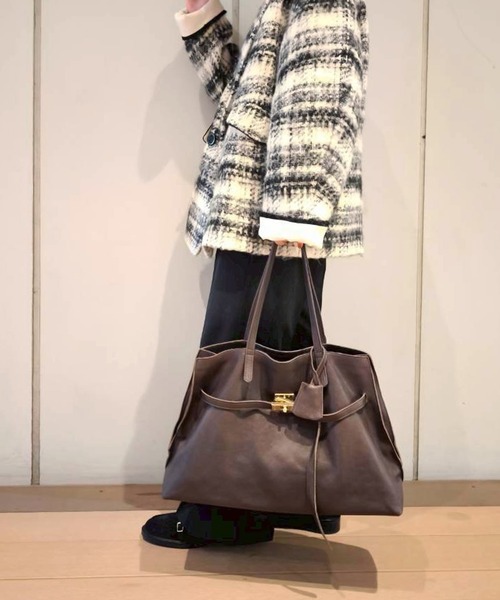 Scrap Book（スクラップブック）の「【atneK AND Scrap Book】ロングベルトヘキサゴントート（トートバッグ・レディース・ブラウン/ブラック・FREE）」の8枚目の写真