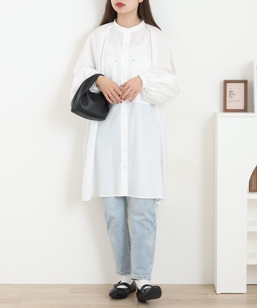 EGLANTINE(エグランティーヌ)の「EGLANTINE ロングブラウス(シャツ/ブラウス・レディース・オフホワイト/モカ/ブラック・40)」の13枚目の写真