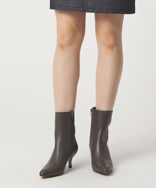 ODETTE E ODILE(オデットエオディール)の「ソフトポインテッドプレーン ショートブーツ60↓↑(ブーツ・レディース・ブラック/グレー系・22.5cm/22cm/25cm/24.5cm/23cm/23.5cm/24cm)」の6枚目の写真