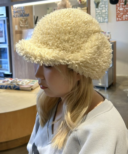 LAC-VERT（ラック・ヴェール）の「リバーシブルファーフライトキャップ（キャップ・レディース・ブラウン/アイボリー・FREE）」の2枚目の写真