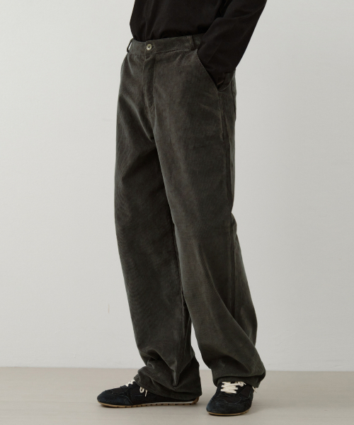 WEDNESDAY OASIS(ウェンズデーオアシス)の「プレーンコーデュロイワイドパンツ_KHAKI(W25-PT39)(その他パンツ・メンズ・カーキ・MEDIUM/LARGE)」の1枚目の写真