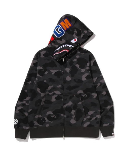 A BATHING APE(アベイシングエイプ)の「COLOR CAMO SHARK FULL ZIP HOODIE(パーカー・メンズ・ブラック/パープル/ネイビー/レッド・X-LARGE/SMALL/XXX-LARGE/XX-LARGE/LARGE/MEDIUM)」の2枚目の写真