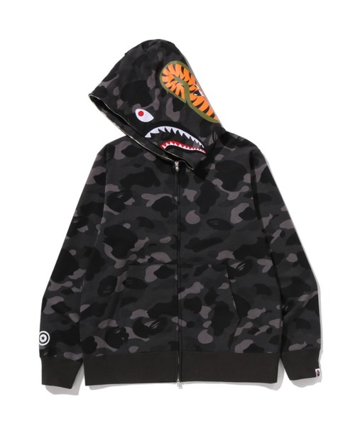 A BATHING APE(アベイシングエイプ)の「COLOR CAMO SHARK FULL ZIP HOODIE(パーカー・メンズ・ブラック/パープル/ネイビー/レッド・X-LARGE/SMALL/XXX-LARGE/XX-LARGE/LARGE/MEDIUM)」の5枚目の写真