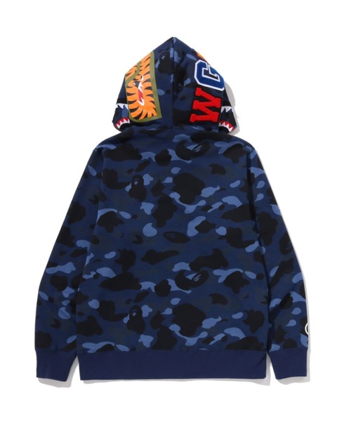 A BATHING APE(アベイシングエイプ)の「COLOR CAMO SHARK FULL ZIP HOODIE(パーカー・メンズ・ブラック/パープル/ネイビー/レッド・X-LARGE/SMALL/XXX-LARGE/XX-LARGE/LARGE/MEDIUM)」の10枚目の写真