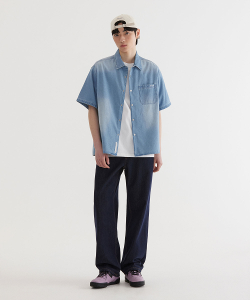 COVERNAT(カバーナット)の「ウォッシングデニムハーフシャツ Light Blue(シャツ/ブラウス・レディース・その他・SMALL/MEDIUM/LARGE/X-LARGE/XX-LARGE/X-SMALL)」の4枚目の写真
