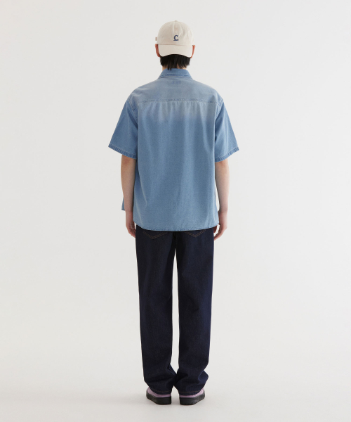 COVERNAT(カバーナット)の「ウォッシングデニムハーフシャツ Light Blue(シャツ/ブラウス・レディース・その他・SMALL/MEDIUM/LARGE/X-LARGE/XX-LARGE/X-SMALL)」の6枚目の写真