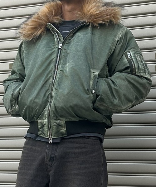 NYLAUS（ナイラス）の「【NYS】ヴィンテージ加工 脱着ファー 2WAYフライトジャケット ファーブルゾン（MA-1・メンズ・グレー/カーキ/ブラック・M/L）」の4枚目の写真