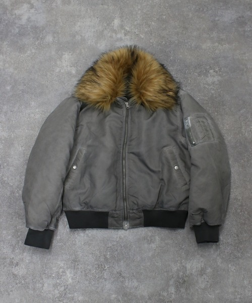 NYLAUS（ナイラス）の「【NYS】ヴィンテージ加工 脱着ファー 2WAYフライトジャケット ファーブルゾン（MA-1・メンズ・グレー/カーキ/ブラック・M/L）」の16枚目の写真