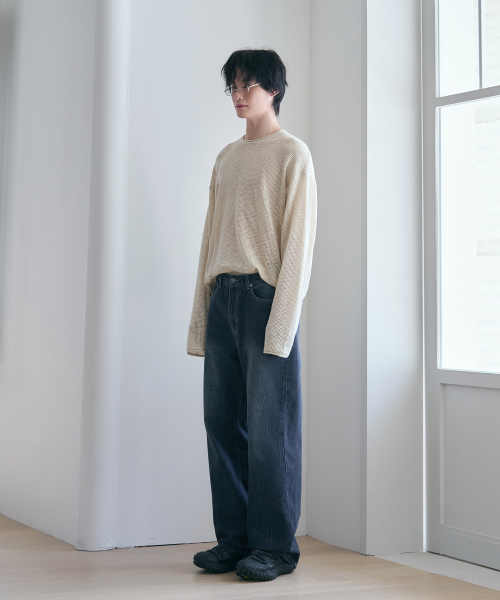OURDAYZ（アワーデイズ）の「ウォッシュドクラックワイドデニムパンツ [WASHED DEEP BLUE]（デニムパンツ・レディース・その他・MEDIUM/LARGE/X-LARGE）」の3枚目の写真