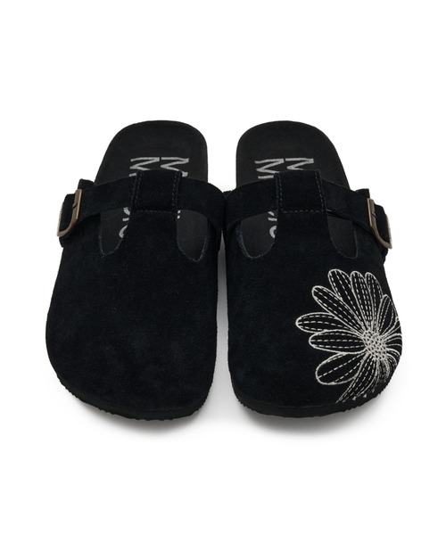 Mardi Mercredi(マルディメクルディ)の「CLASSIQUE T-STRAP SUEDE MULE / クラシック ストラップ スウェード ミュール サンダル(スリッポン・レディース・サンドベージュ/ブラウン/スモークピンク/ブラック/ダークブラウン/ピンク・23cm/24cm/25cm)」の14枚目の写真
