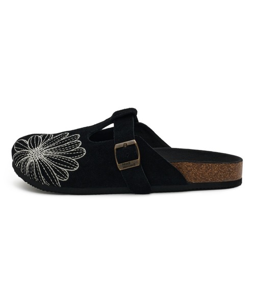 Mardi Mercredi(マルディメクルディ)の「CLASSIQUE T-STRAP SUEDE MULE / クラシック ストラップ スウェード ミュール サンダル(スリッポン・レディース・サンドベージュ/ブラウン/スモークピンク/ブラック/ダークブラウン/ピンク・23cm/24cm/25cm)」の16枚目の写真