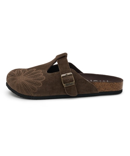 Mardi Mercredi(マルディメクルディ)の「CLASSIQUE T-STRAP SUEDE MULE / クラシック ストラップ スウェード ミュール サンダル(スリッポン・レディース・サンドベージュ/ブラウン/スモークピンク/ブラック/ダークブラウン/ピンク・23cm/24cm/25cm)」の21枚目の写真