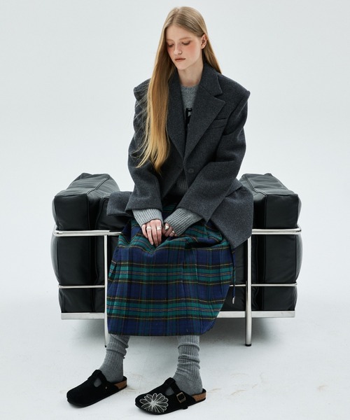Mardi Mercredi(マルディメクルディ)の「CLASSIQUE T-STRAP SUEDE MULE / クラシック ストラップ スウェード ミュール サンダル(スリッポン・レディース・サンドベージュ/ブラウン/スモークピンク/ブラック/ダークブラウン/ピンク・23cm/24cm/25cm)」の21枚目の写真