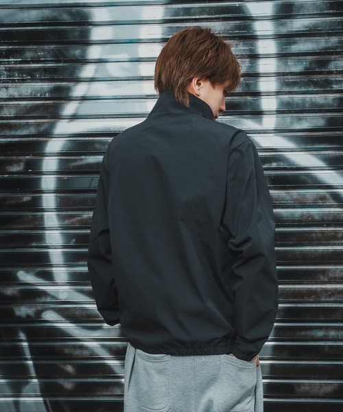 En serio TOKYO(エンソリオトーキョー)の「【SIDEWAYSTANCE】ポリワッシャーブルゾン(ブルゾン・メンズ・ブラック/カーキ・SMALL/MEDIUM/LARGE/X-LARGE)」の5枚目の写真