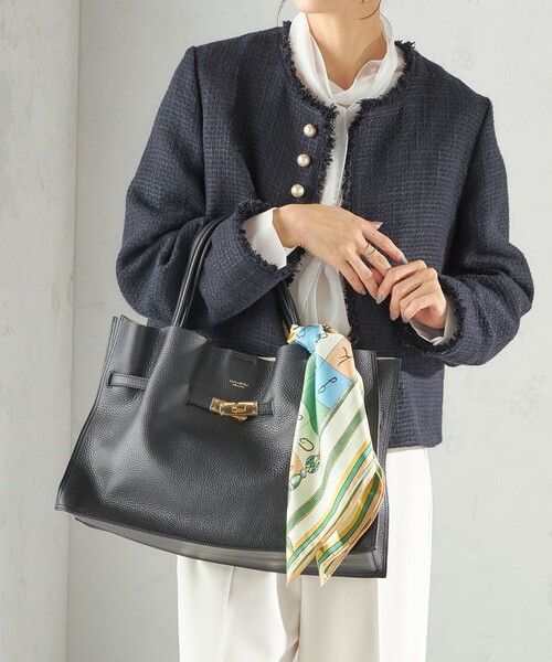 VIOLAd'ORO（ヴィオラドーロ）の「VIOLAd’ORO:A4 金具付き トート（トートバッグ・レディース・キャメル/ブラック・ONE SIZE）」の6枚目の写真