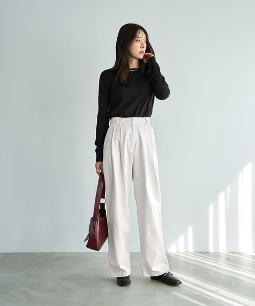 STYLE DELI(スタイルデリ)の「シンプルなフラットカットソートップス(Tシャツ/カットソー・レディース・ブラック/ホワイト/ライトグレー・FREE)」の12枚目の写真