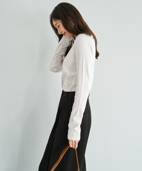 STYLE DELI(スタイルデリ)の「シンプルなフラットカットソートップス(Tシャツ/カットソー・レディース・ブラック/ホワイト/ライトグレー・FREE)」の17枚目の写真