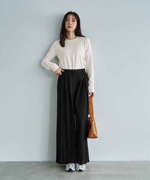 STYLE DELI(スタイルデリ)の「シンプルなフラットカットソートップス(Tシャツ/カットソー・レディース・ブラック/ホワイト/ライトグレー・FREE)」の18枚目の写真