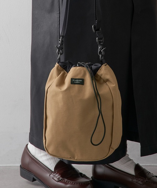 STANDARD SUPPLY(スタンダードサプライ)の「【STANDARD SUPPLY】CHALK SHOULDER/チョークショルダー/バッグ(ショルダーバッグ・メンズ・グレー/ブラック/ベージュ・FREE)」の3枚目の写真