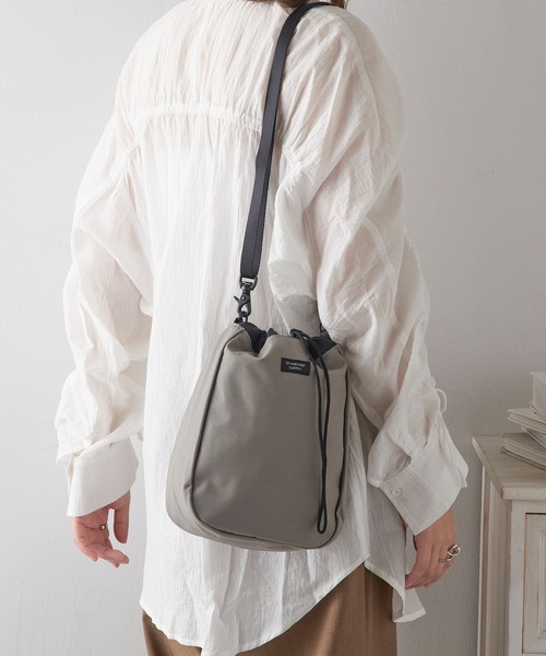 STANDARD SUPPLY(スタンダードサプライ)の「【STANDARD SUPPLY】CHALK SHOULDER/チョークショルダー/バッグ(ショルダーバッグ・メンズ・グレー/ブラック/ベージュ・FREE)」の12枚目の写真