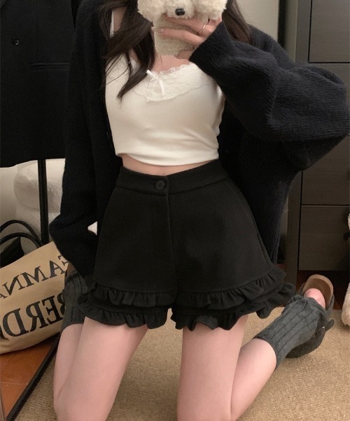 Ritzy(リッツィー)の「フリルデザイン ショートパンツ(その他パンツ・レディース・グレー/ブラック・L/M)」の3枚目の写真