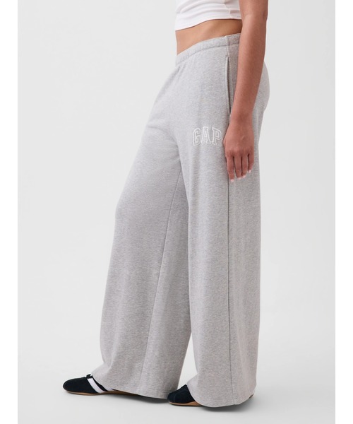 GAP（ギャップ）の「GAPロゴ フレンチテリー ワイドパンツ（スウェットパンツ・レディース・ブラック/グレー/オフホワイト/イエロー/ピンク/ブルー・XS/S/M/L/XXS）」の11枚目の写真