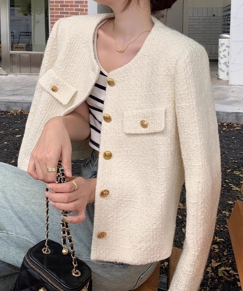 yuue' ( wear )(ユーイ)の「オフィス、プライベート、オケージョンにも◎ノーカラーツイードショートジャケット(その他アウター・レディース・ホワイト/ブラック・FREE)」の7枚目の写真