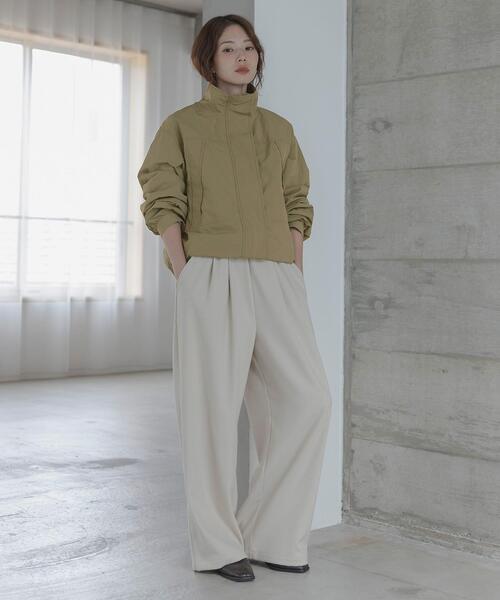 URBAN RESEARCH Sonny Label(アーバンリサーチサニーレーベル)の「撥水スタンドカラーナイロンブルゾン(ナイロンジャケット・レディース・ベージュ系その他/ホワイト系その他/ブラック・FREE)」の10枚目の写真