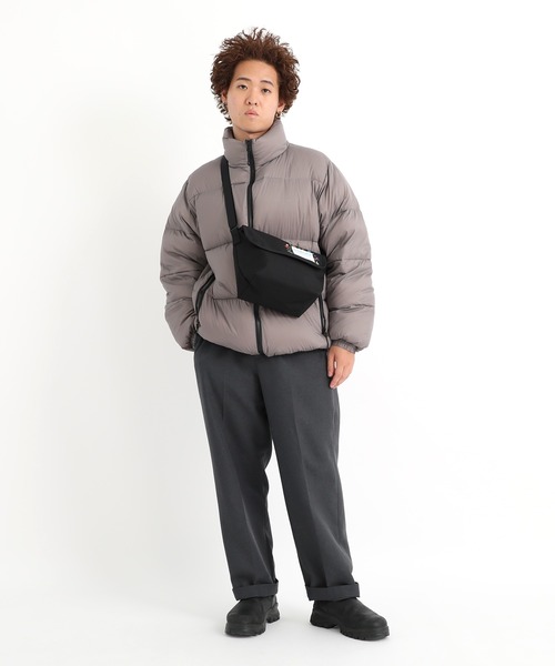 Manhattan Portage（マンハッタンポーテージ）の「NYLON MESSENGER BAG (XS) BP W/DIV MGNT 500D CORDURA DPL（メッセンジャーバッグ・レディース・ブラック・X-SMALL）」の16枚目の写真