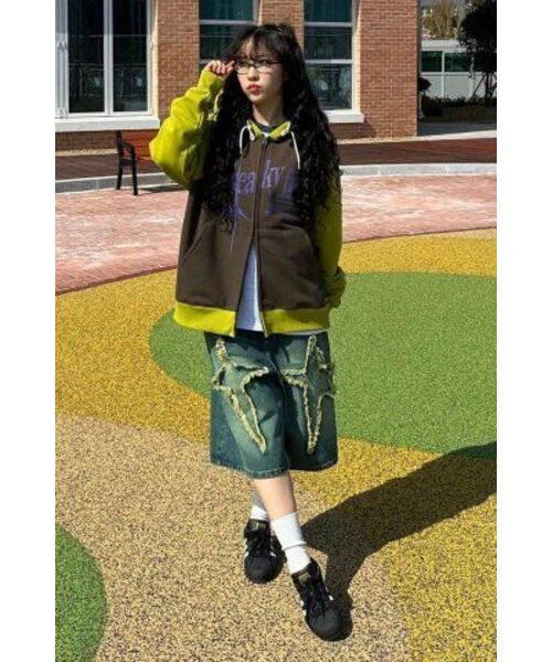 MAINBOOTH(メインブース)の「Orbit Hood Zip-up(KIWI)(パーカー・レディース・その他・3)」の12枚目の写真